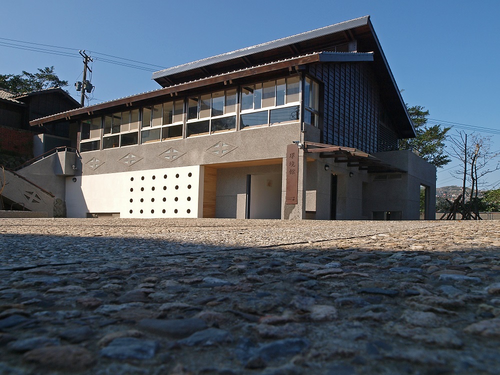 Metal Art Building